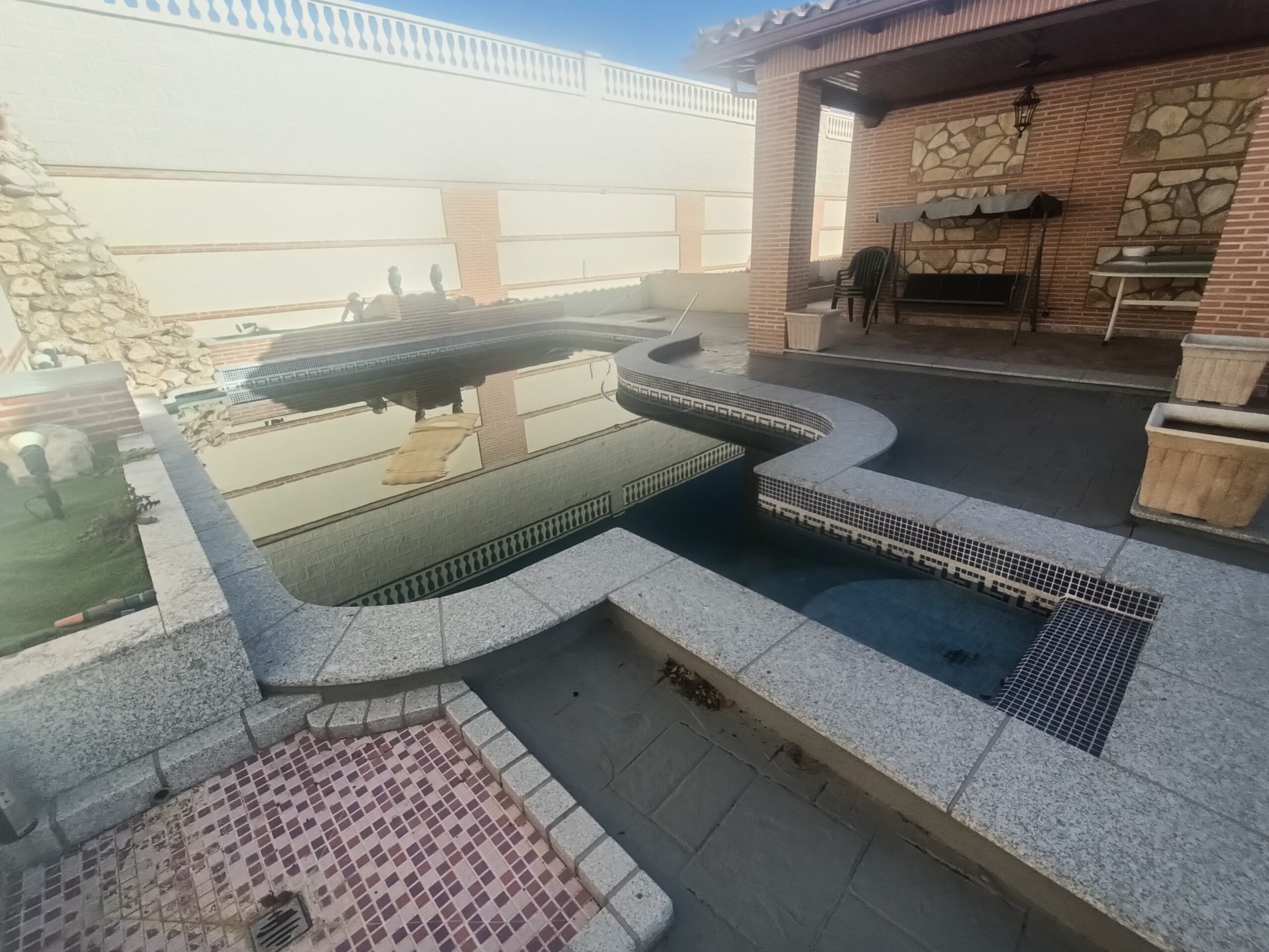 VENTA CHALET EN CAMINO DEL ÁLAMO 450.000 €