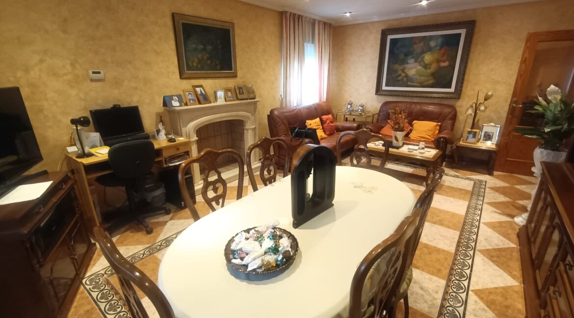 WhatsApp Image 2025-02-14 at 11.54.03 (2)