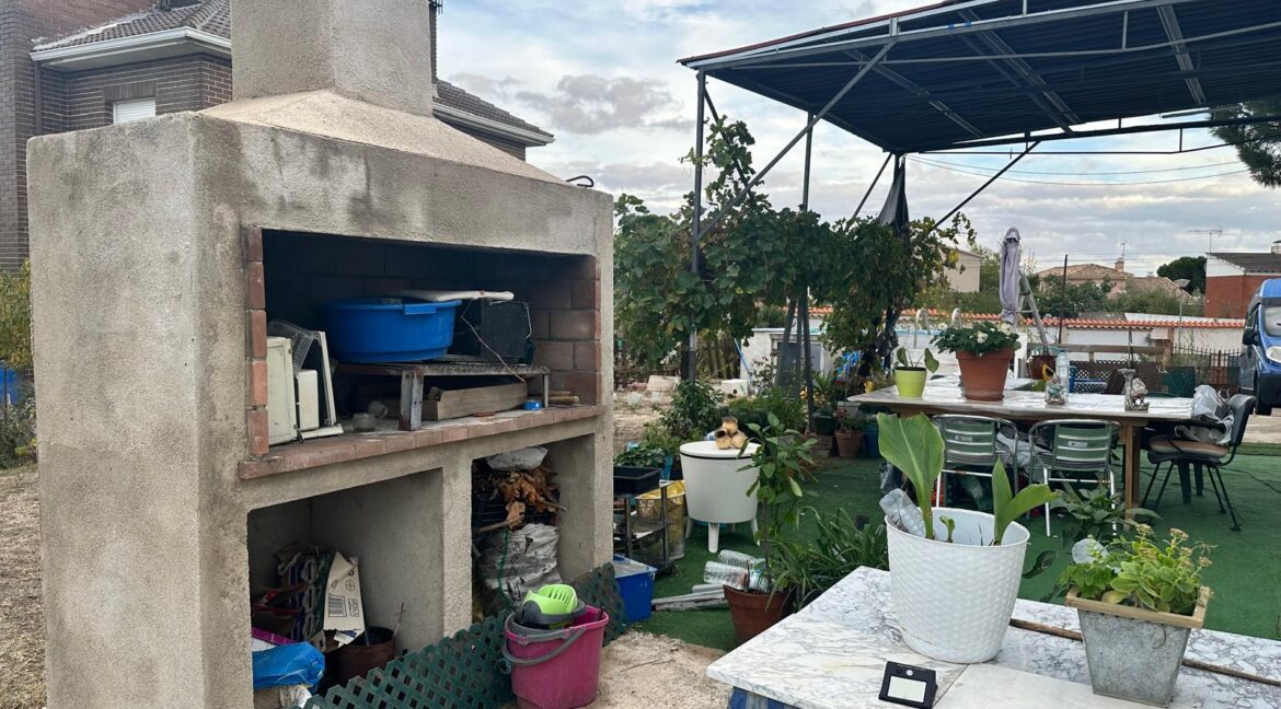 WhatsApp Image 2025-11-07 at 15.50.04 (1)